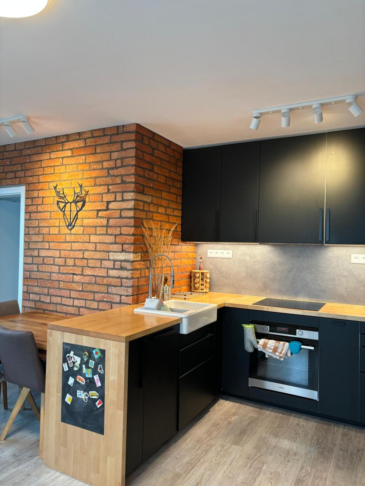 Premiere Apartment Bratislava - Private Parking エクステリア 写真